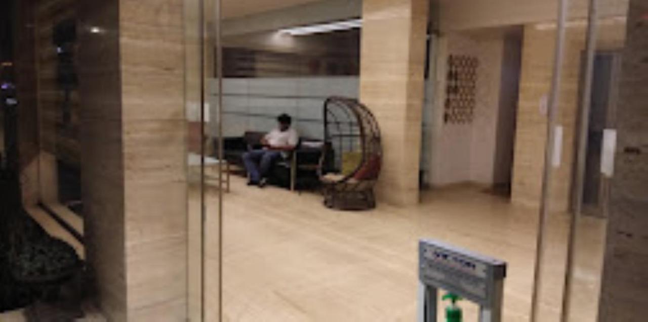 Hotel Sai Saya,ナーシク エクステリア 写真